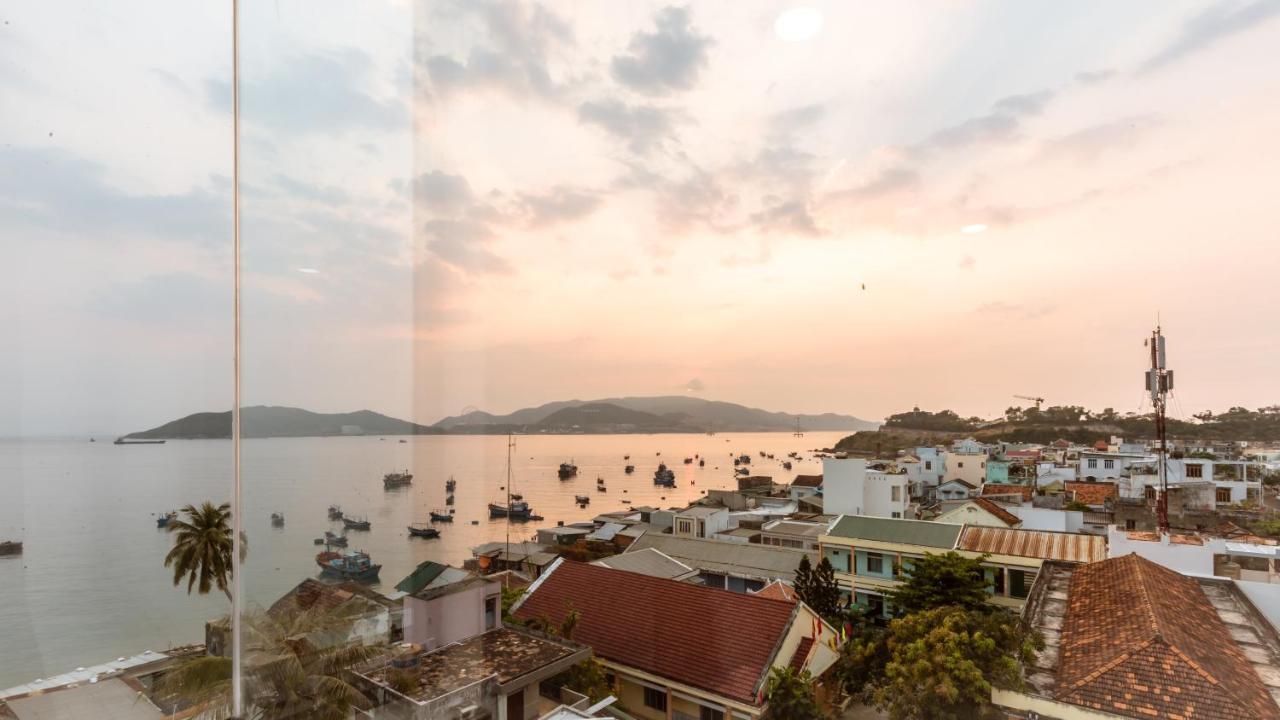 Aqua Seaview Hotel Nha Trang Eksteriør billede